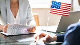 Как получить трудовую визу в США в Декатлон