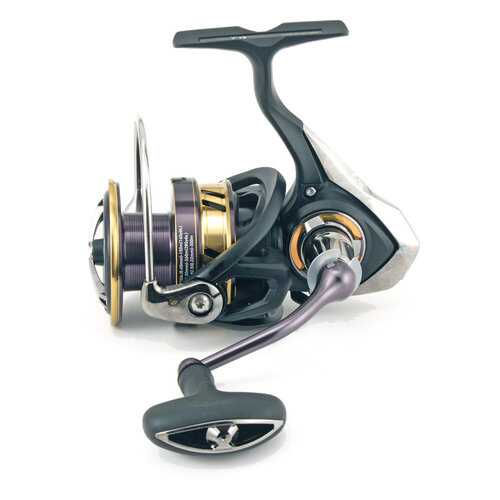 Катушка безынерционная Daiwa 17 Legalis LT 1000D 10416-105RU в Декатлон